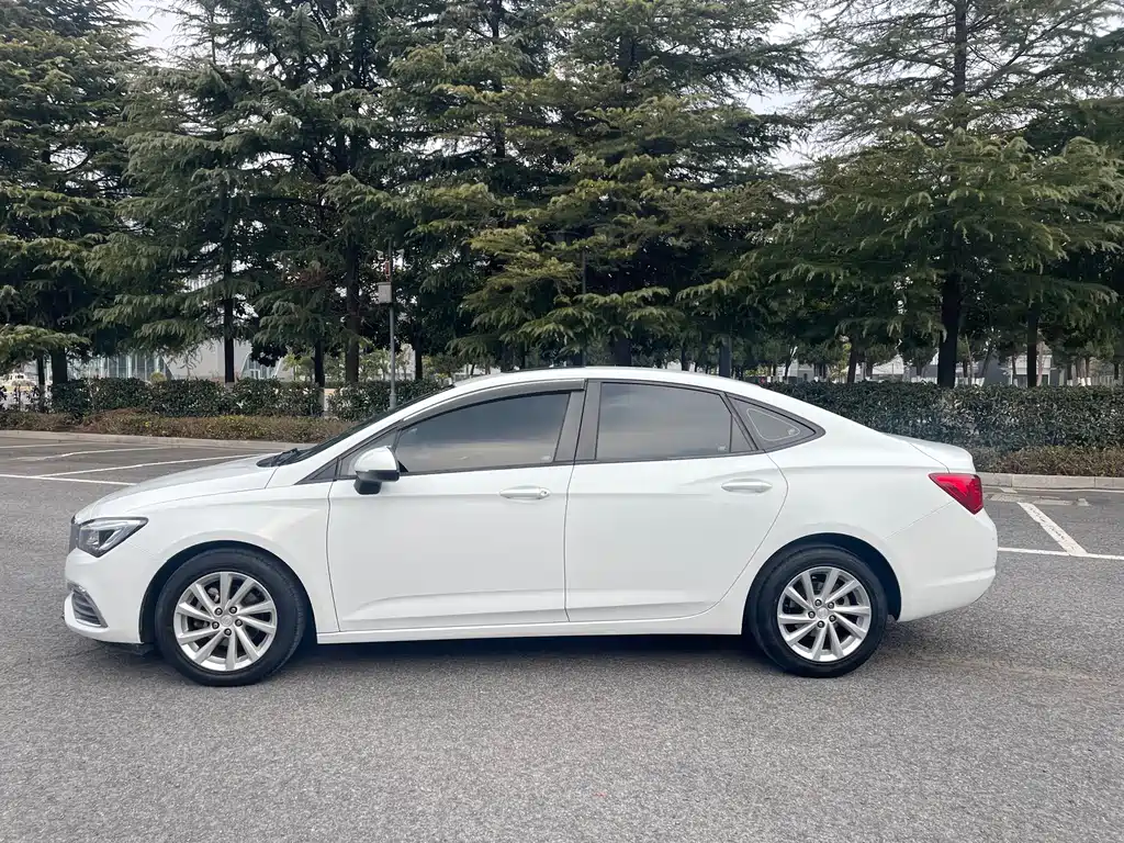 Weilan 2018 Sedan 15S Automatic Leading Type купить на сайте DeffCars