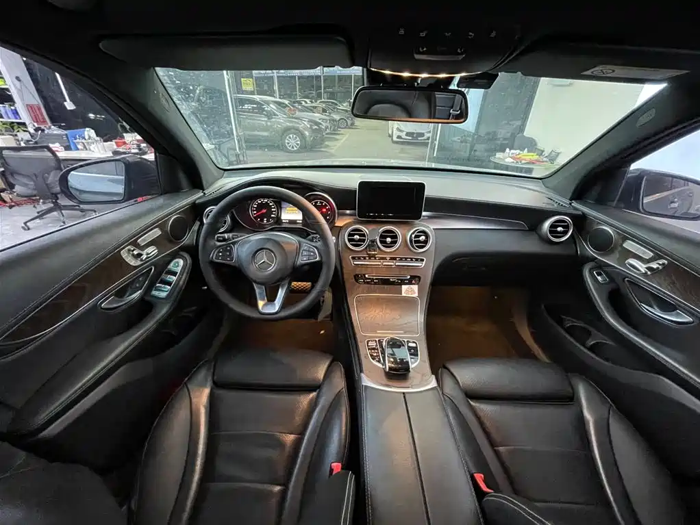 Mercedes-Benz GLC 2019 GLC 300 L 4MATIC Dynamic купить на сайте DeffCars