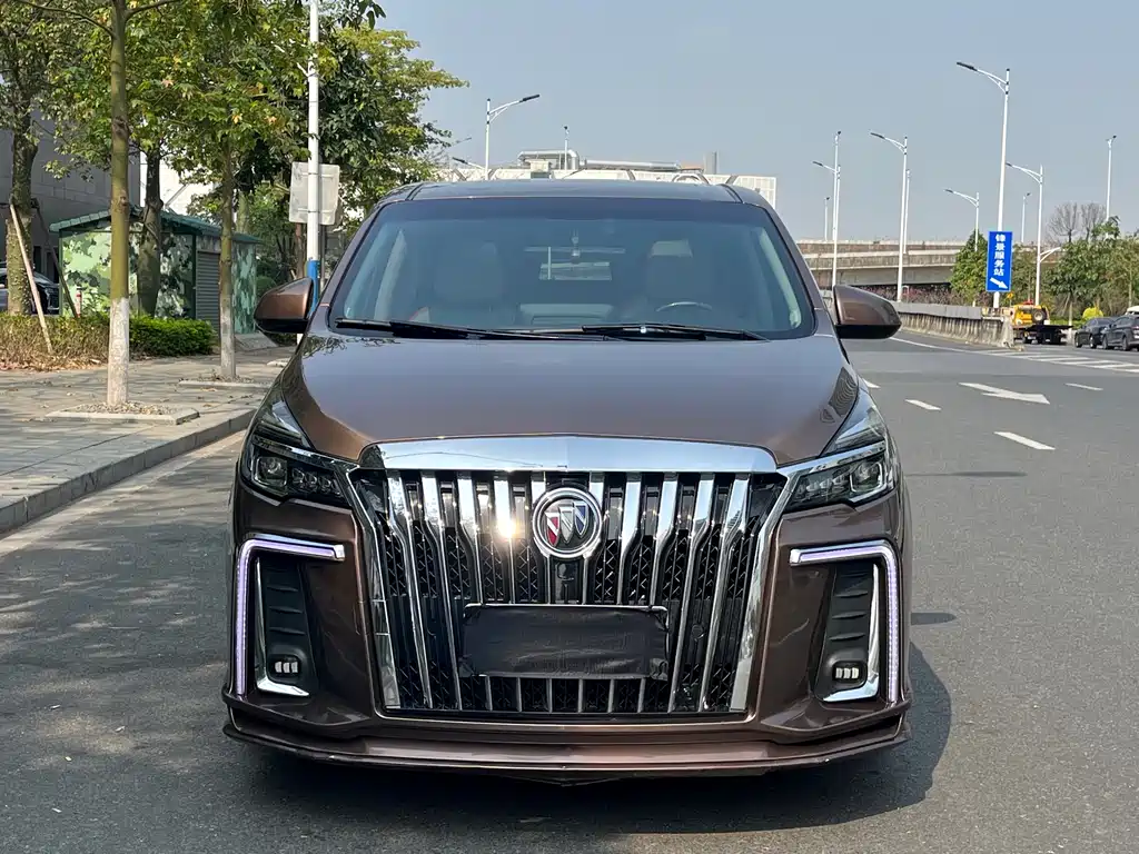 Buick GL8 2021 Land Business Class 652T Luxury купить на сайте DeffCars