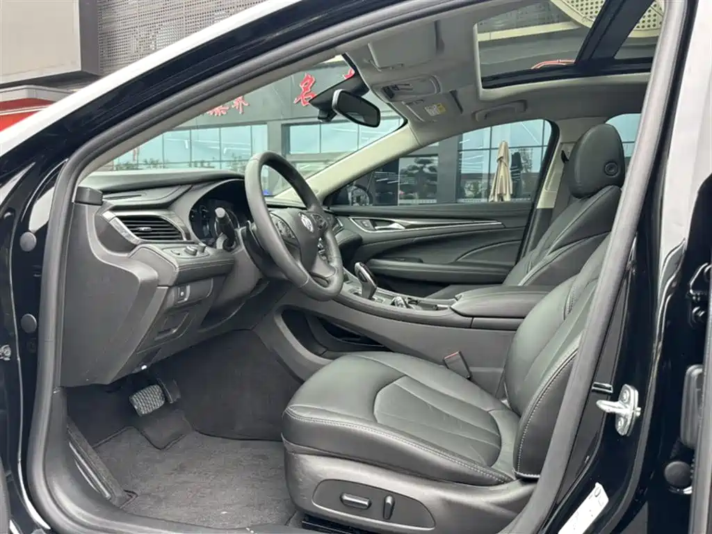 LaCrosse 2022 652T luxury model купить на сайте DeffCars