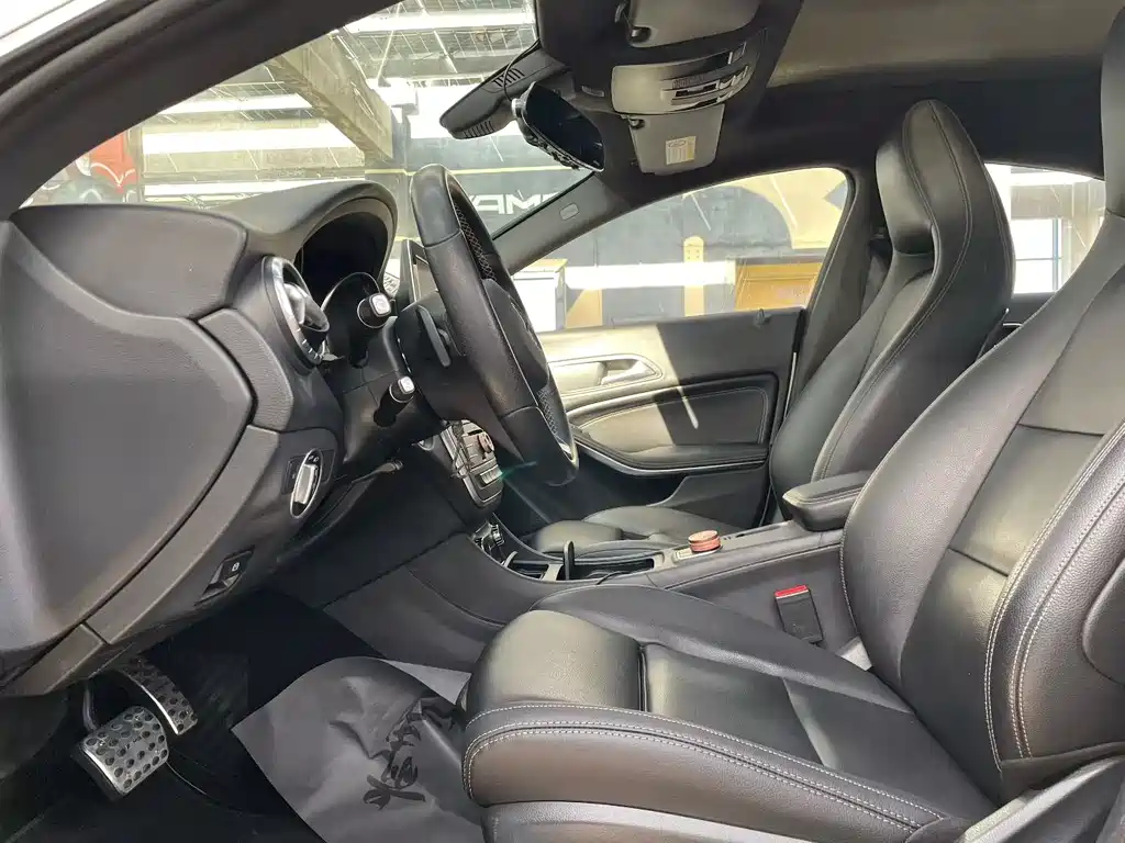Mercedes-Benz CLA (imported) 2015 CLA 200 купить на сайте DeffCars
