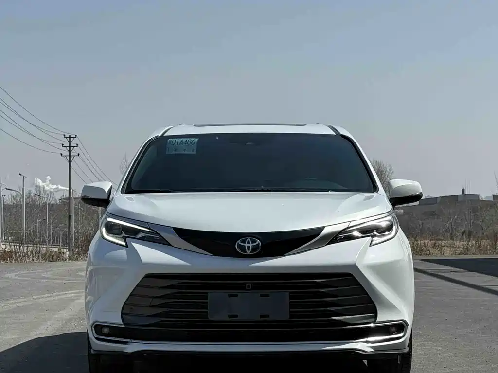 SIENNA 2023 2.5L Hybrid Extreme Edition купить на сайте DeffCars