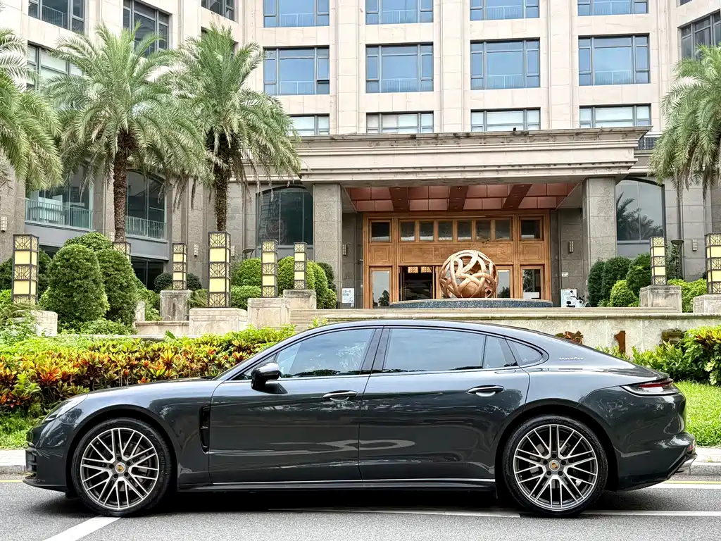 Panamera 2023 Panamera 4 Executive Extended Edition 2.9T купить на сайте DeffCars