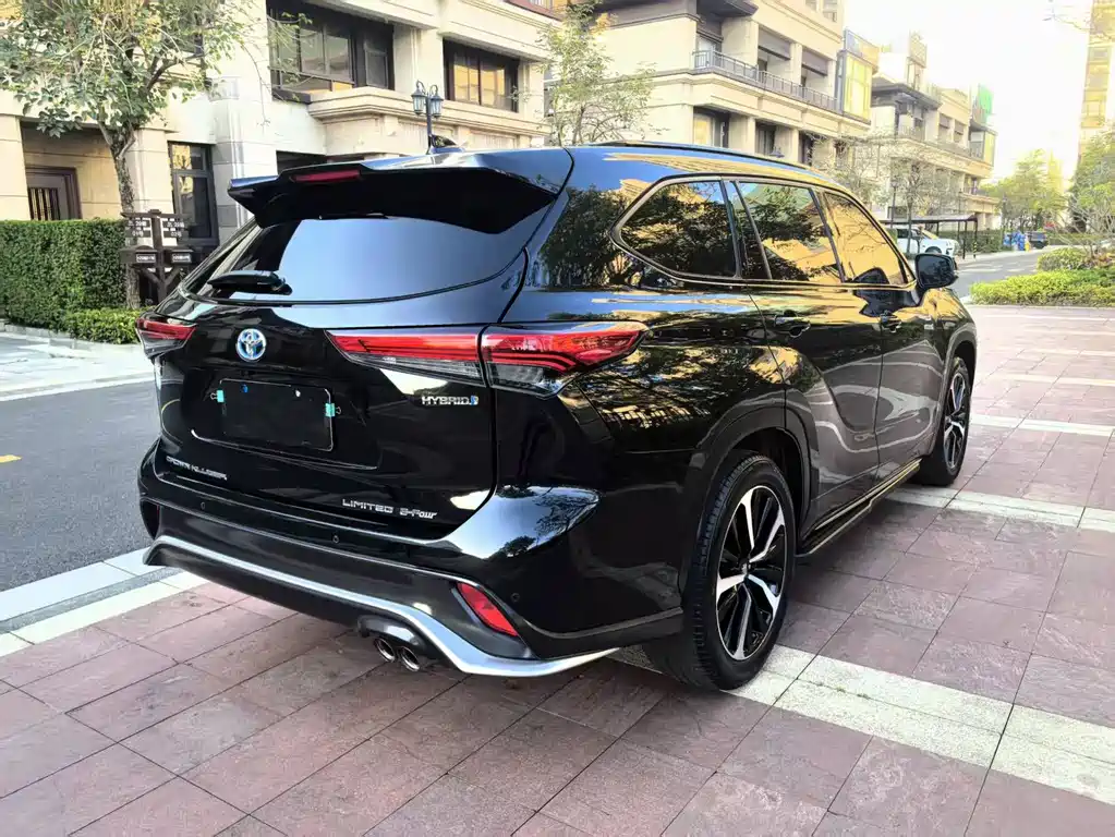 Crown Lufang 2021 2.5L HEV four-wheel drive flagship version купить на сайте DeffCars