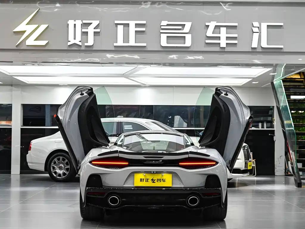 McLaren GT 2019 4.0T Standard Model купить на сайте DeffCars