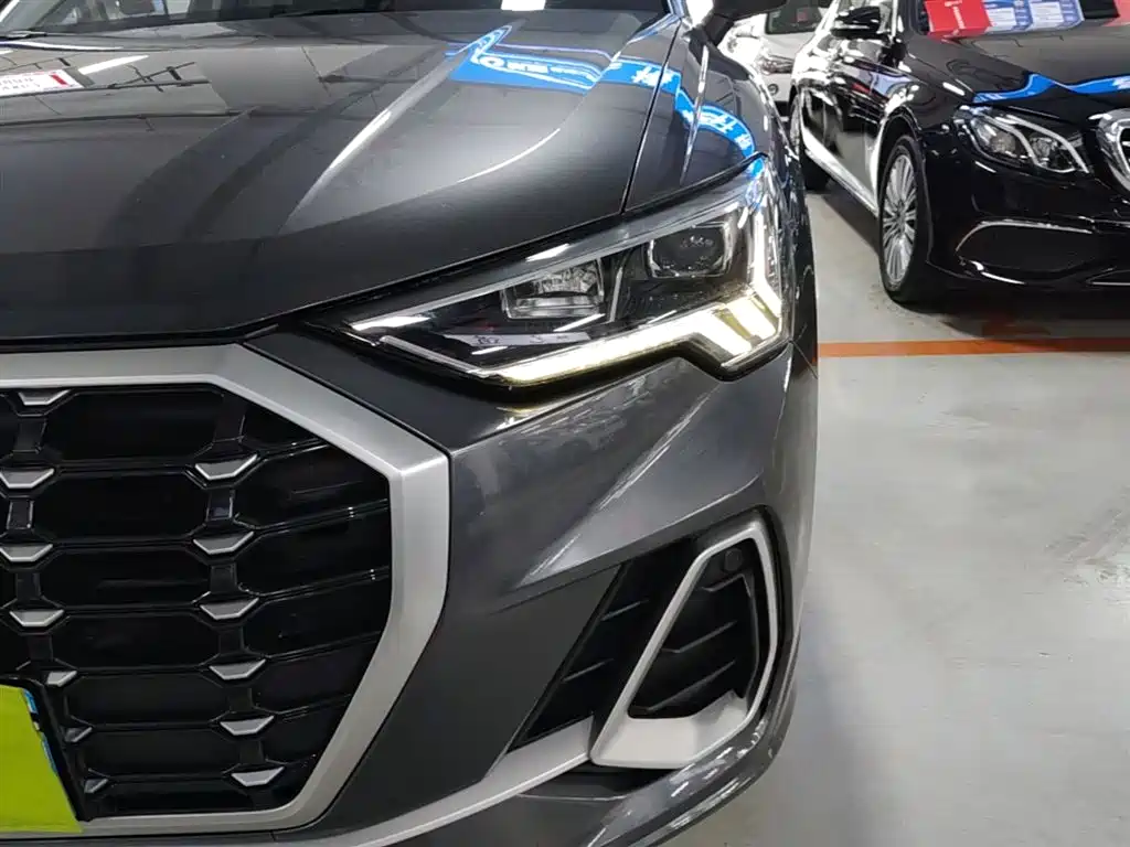 Audi Q3 2020 45 TFSI quattro fashionable and dynamic купить на сайте DeffCars