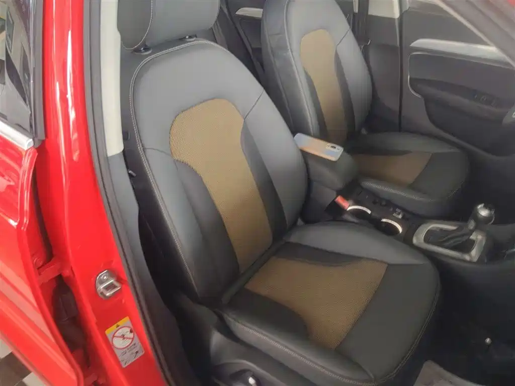 Audi Q3 2018 30th Anniversary Model 30 TFSI Fashion Model купить на сайте DeffCars