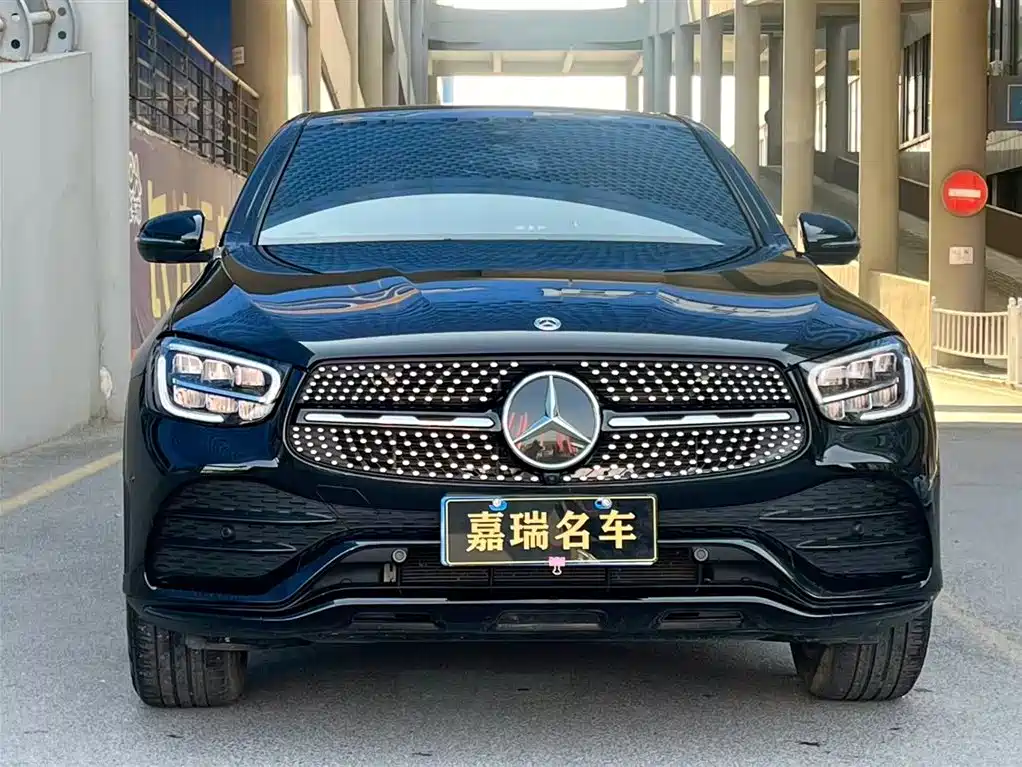 Mercedes-Benz GLC coupe 2022 facelift GLC 260 4MATIC coupe SUV купить на сайте DeffCars