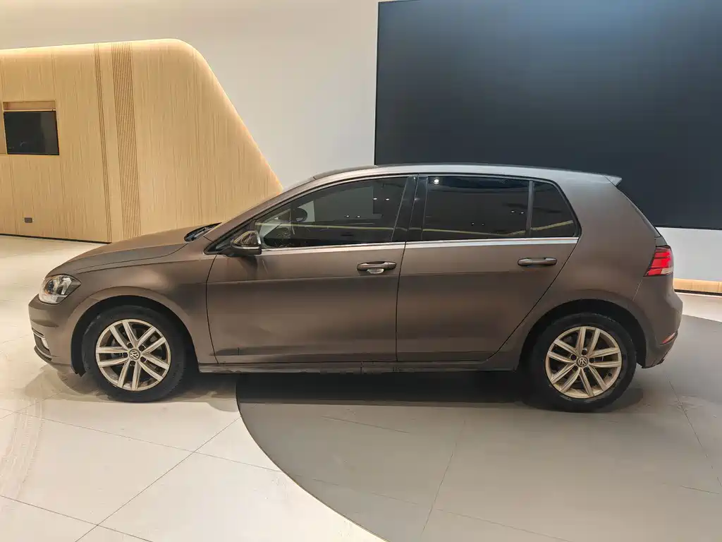 Golf 2018 180TSI automatic comfort type купить на сайте DeffCars
