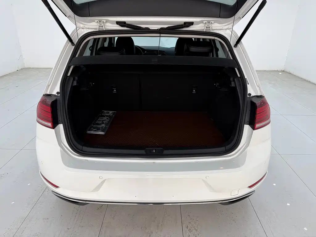 Golf 2020 280TSI DSG comfort model купить на сайте DeffCars
