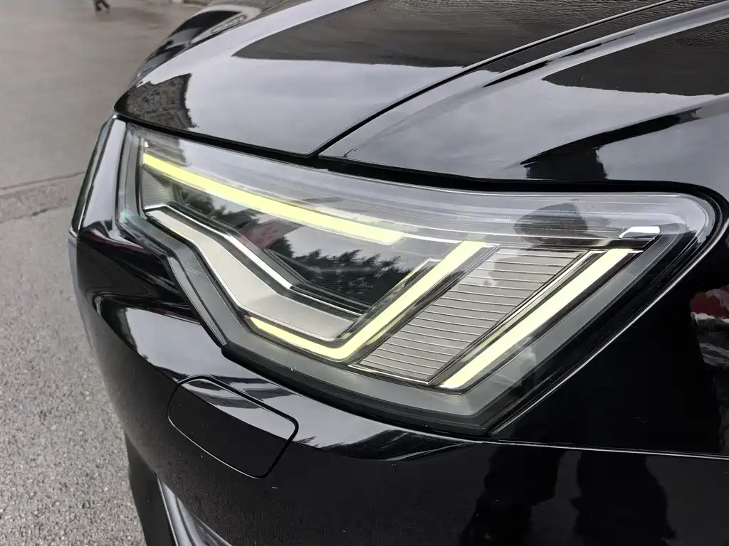 Audi A6L 2021 40 TFSI luxury and elegant model купить на сайте DeffCars