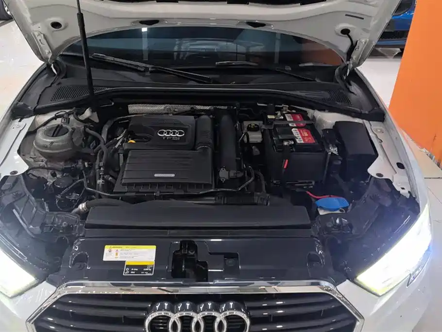 Audi A3 2019 Limousine 35 TFSI Fashion Type National VI купить на сайте DeffCars