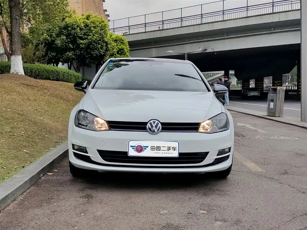 Golf 2017 230TSI automatic comfort million-unit commemorative edition купить на сайте DeffCars