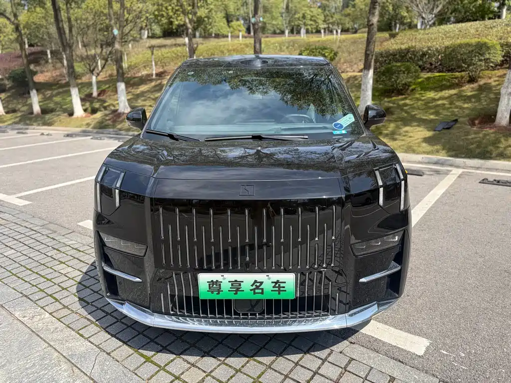 Jikrypton 009 2024 six-seater executive version four-wheel drive 108kWh купить на сайте DeffCars