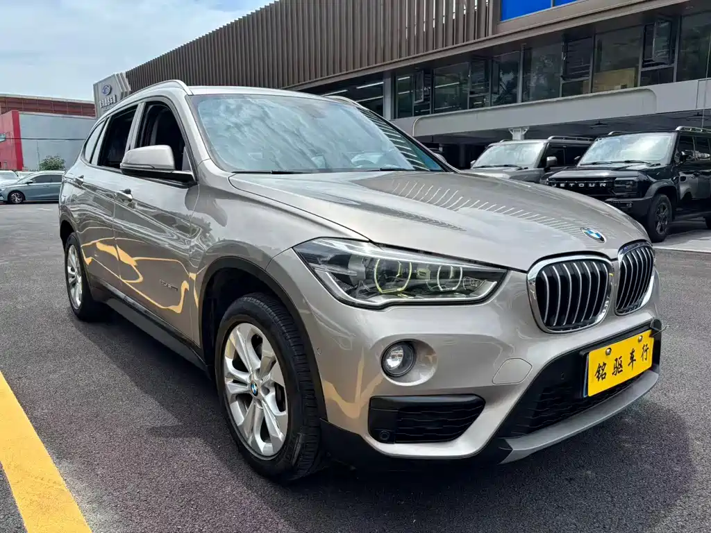 BMW X1 2016 sDrive18Li Exclusive Model купить на сайте DeffCars