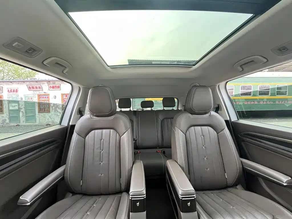 Weiran 2020 330TSI Deluxe Edition купить на сайте DeffCars