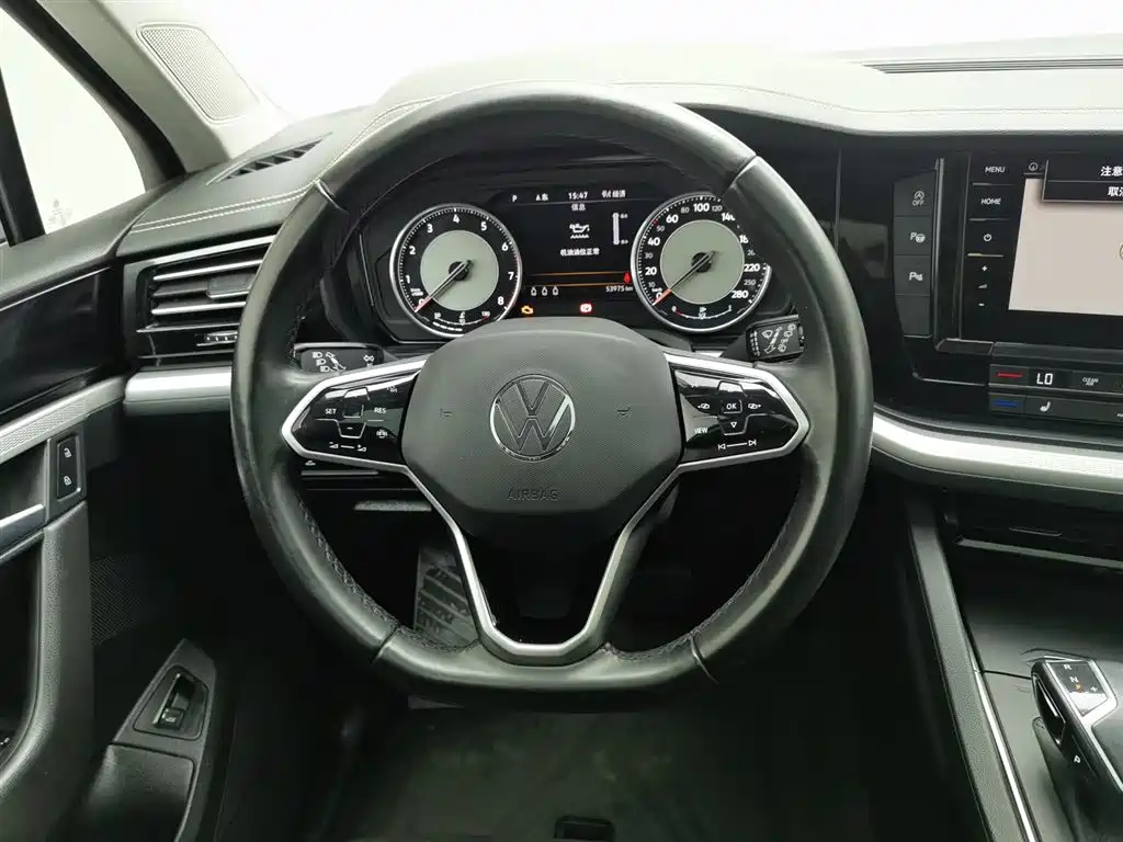 Touareg 2021 2.0TSI Pilot Special Edition купить на сайте DeffCars