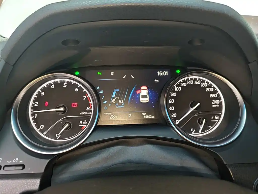 Camry 2019 facelift 2.0G Deluxe Edition купить на сайте DeffCars