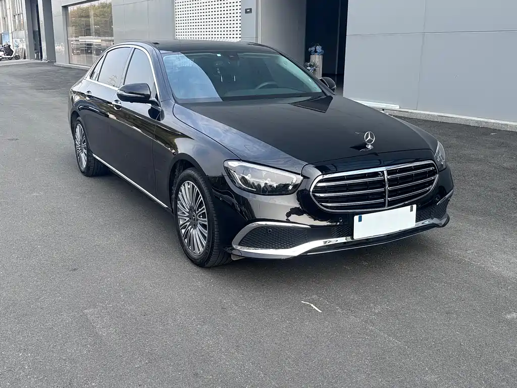 Mercedes-Benz E-Class 2023 E 300 L Fashion купить на сайте DeffCars