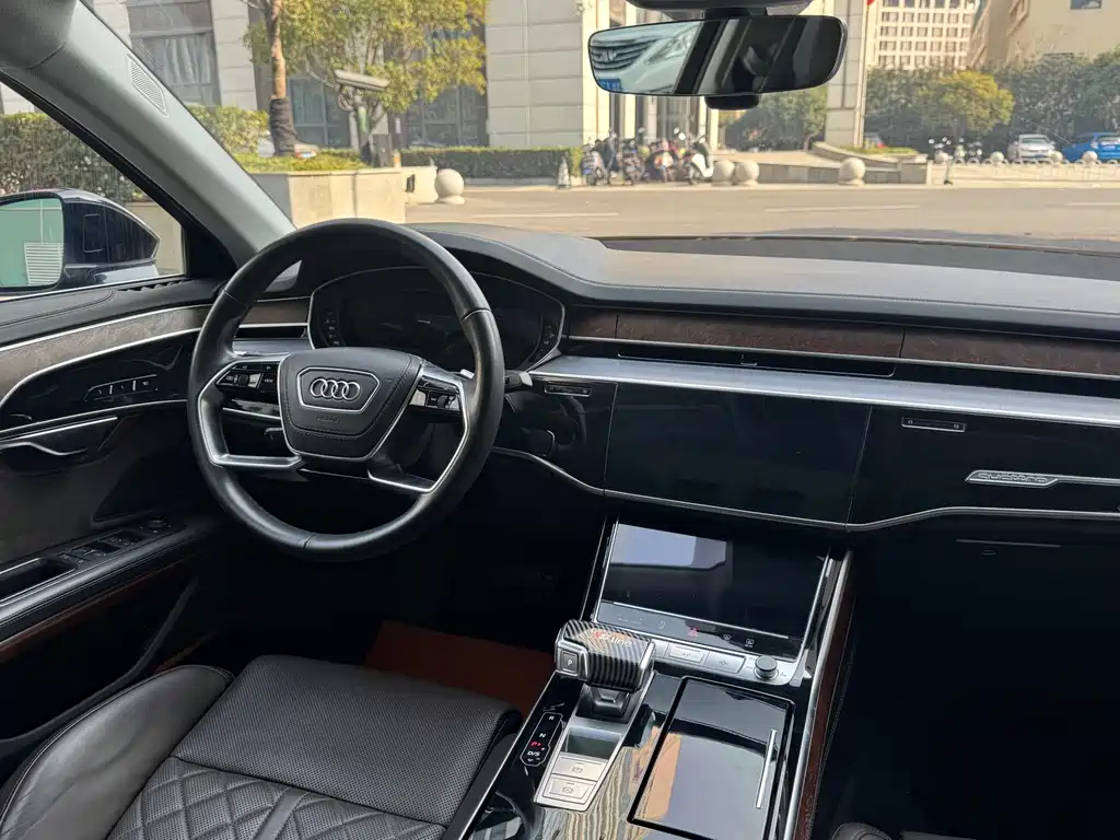 Audi A8 2021 A8L 50 TFSI quattro luxury model купить на сайте DeffCars