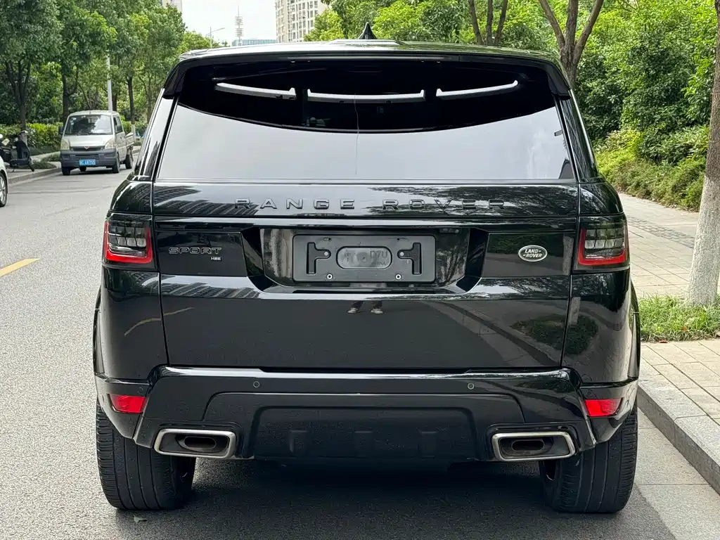 Range Rover Sport 2022 3.0 L6 Black Edition купить на сайте DeffCars