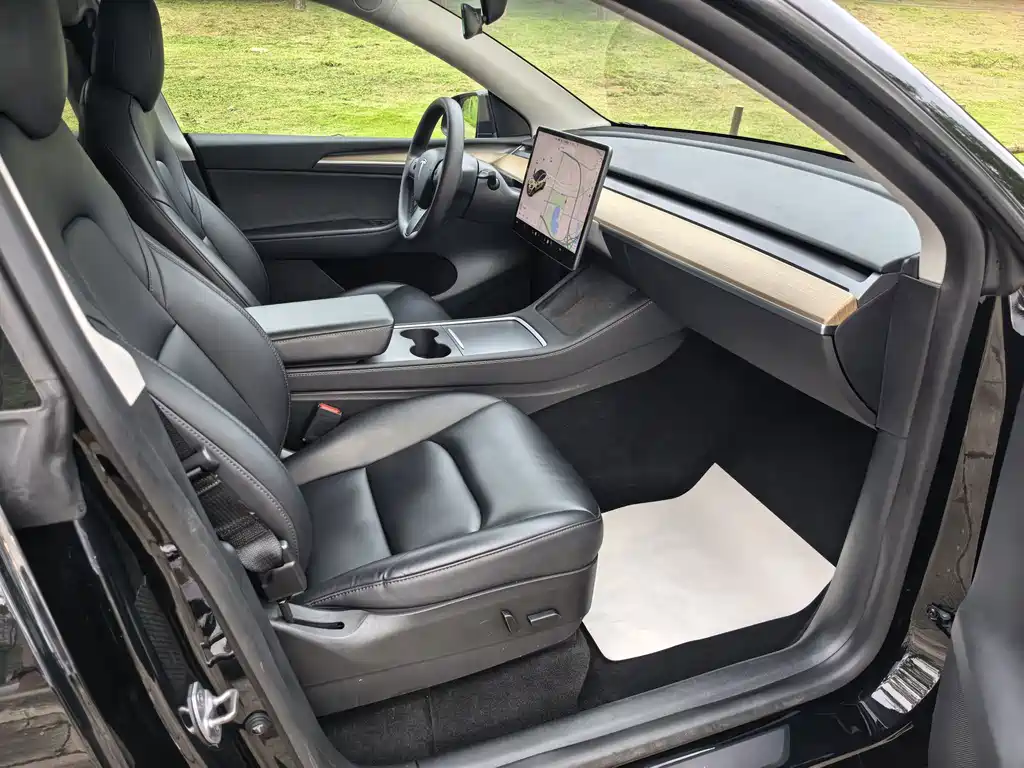 Model Y 2021 standard range rear-wheel drive version купить на сайте DeffCars