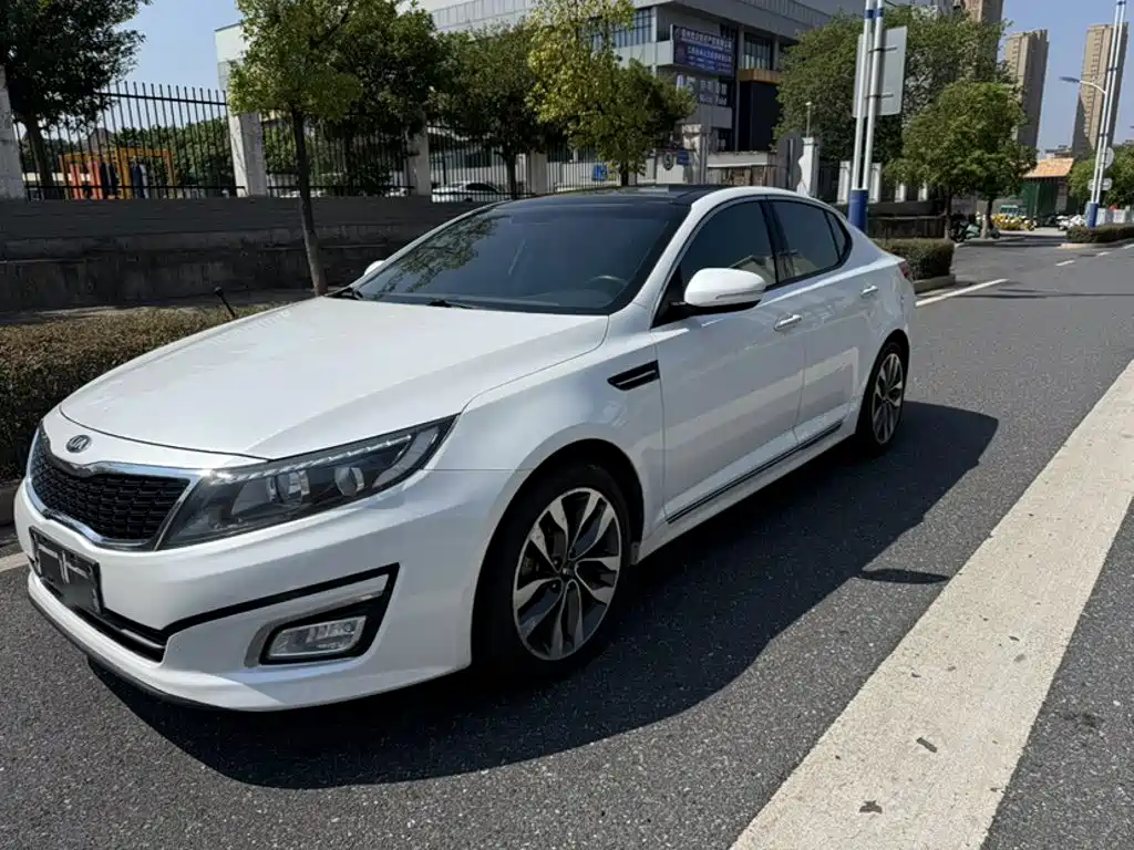 KIA K5 2014 2.0L AUTOMATIC LUXURY купить на сайте DeffCars