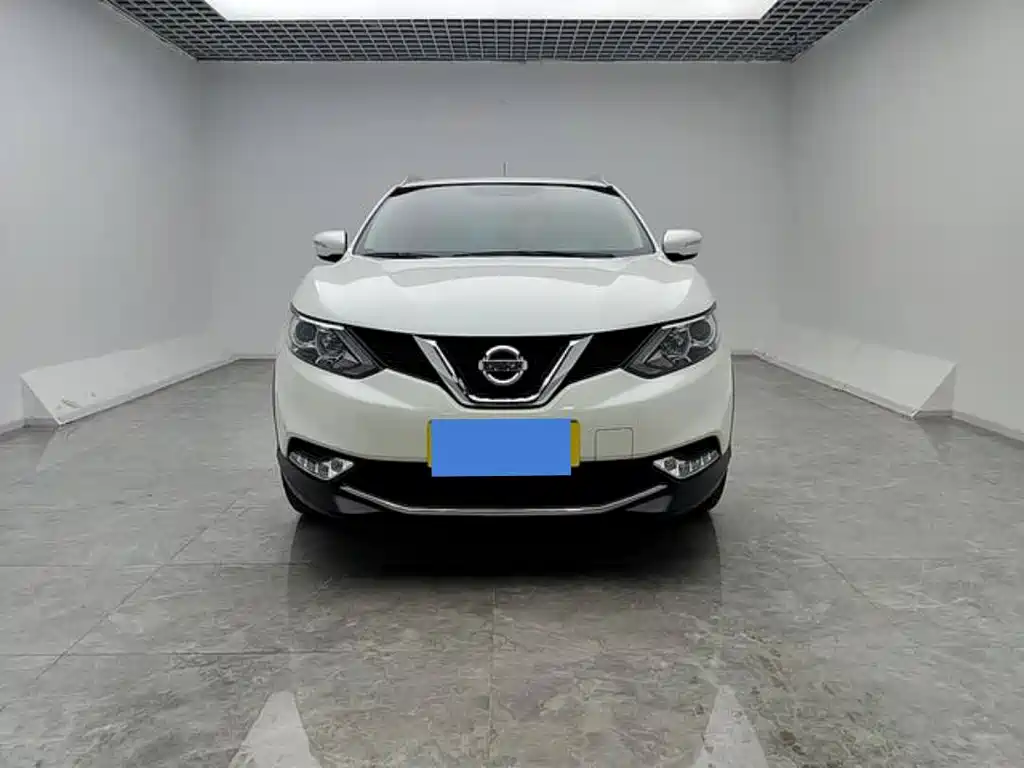 Qashqai 2017 2.0L CVT Elite Edition National V купить на сайте DeffCars