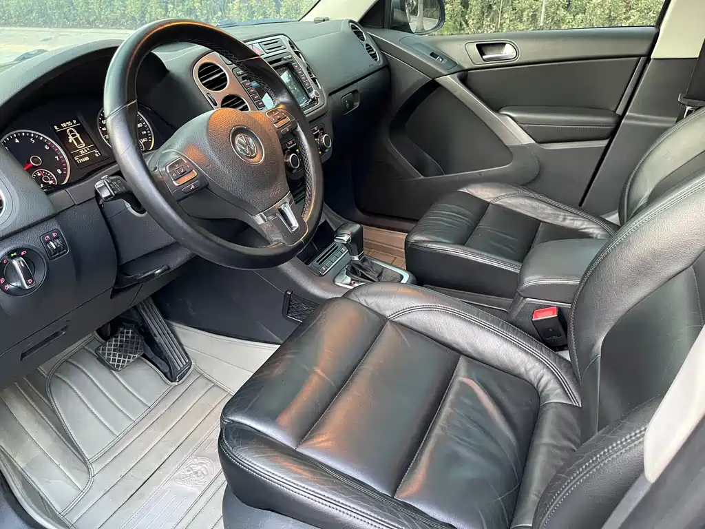 Tiguan 2010 2.0TSI automatic four-wheel drive elite version купить на сайте DeffCars