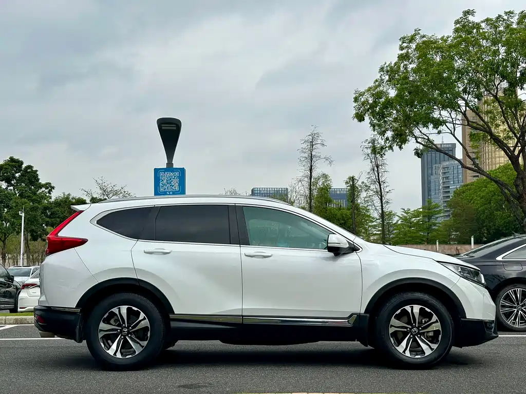 Honda CR-V 2019 dazzling version plus 240TURBO CVT two-wheel drive fashion version National VI купить на сайте DeffCars