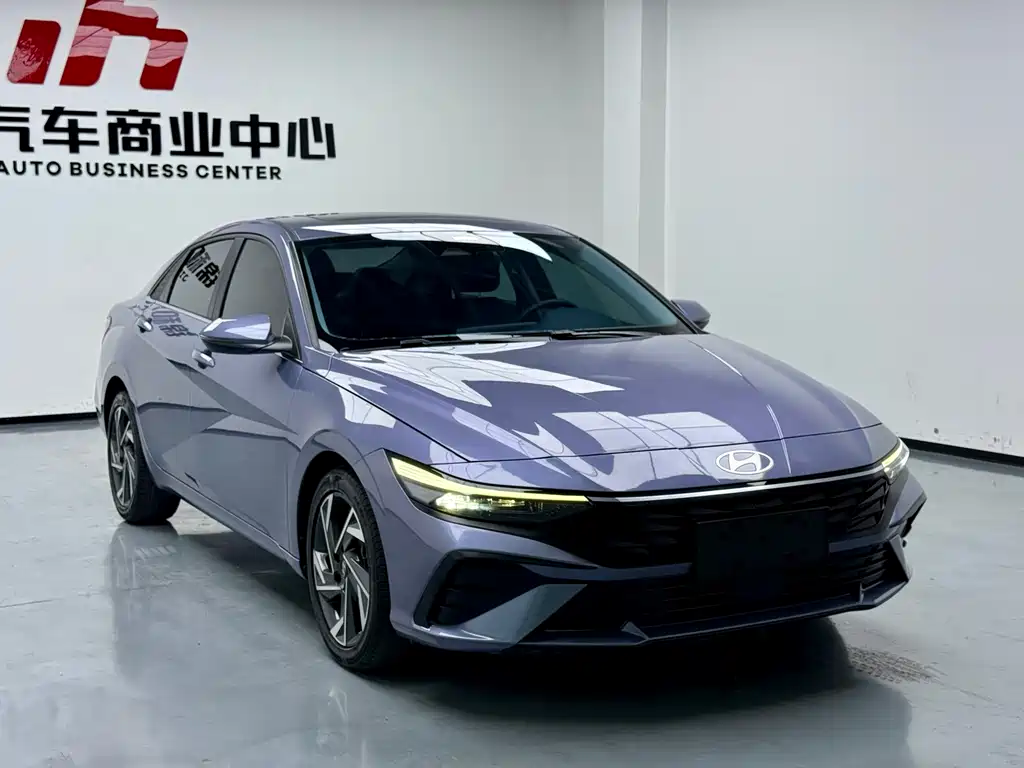 Elantra 2023 1.5L CVT LUX Premium Edition купить на сайте DeffCars