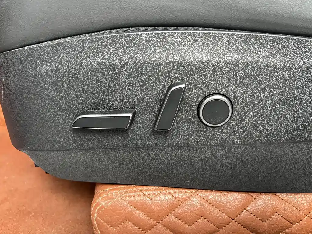 Model Y 2022 facelift rear-wheel drive version купить на сайте DeffCars