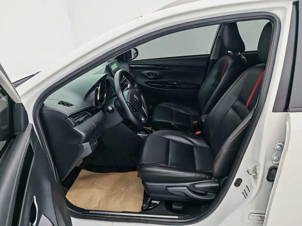 YARiS L Zhixuan 2022 Zhixuan X 1.5L CVT luxury PLUS version купить на сайте DeffCars