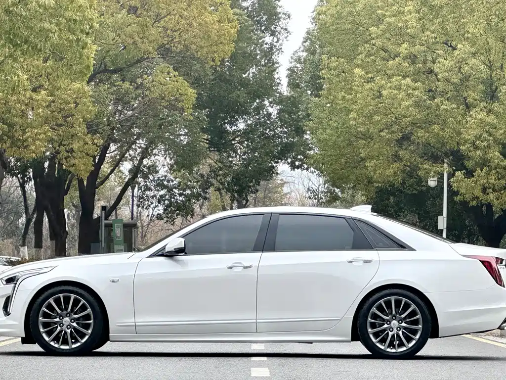 Cadillac CT6 2020 28T Platinum Edition купить на сайте DeffCars