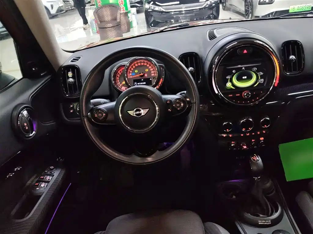 MINI COUNTRYMAN 2017 1.5T COOPER ALL4 Traveler купить на сайте DeffCars
