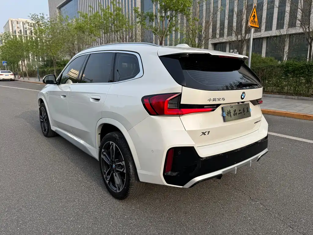 BMW X1 2023 sDrive25Li M Sports Package купить на сайте DeffCars