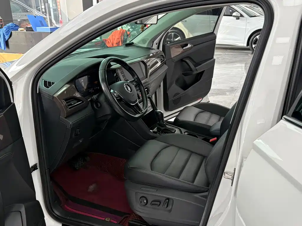 Tuyue 2022 280TSI two-wheel drive luxury version купить на сайте DeffCars