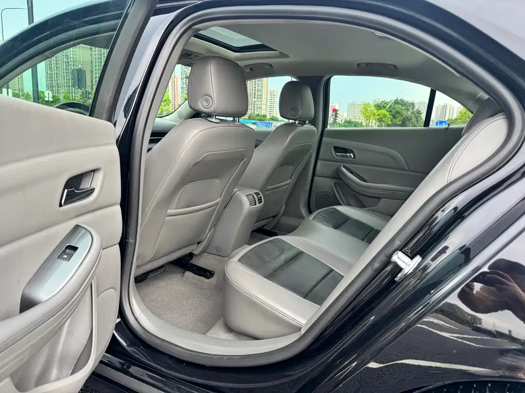 Malibu 2013 2.4L automatic luxury version купить на сайте DeffCars