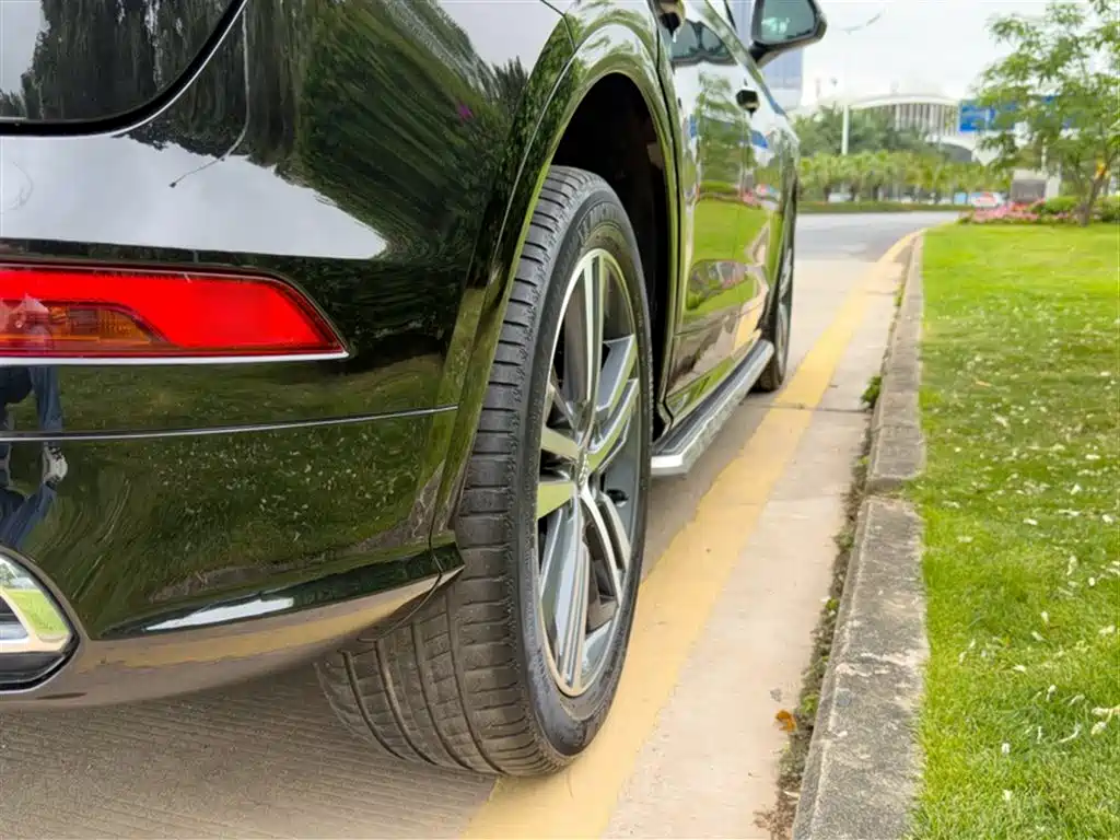 Audi Q5L 2020 facelift 40 TFSI enjoys fashionable style купить на сайте DeffCars