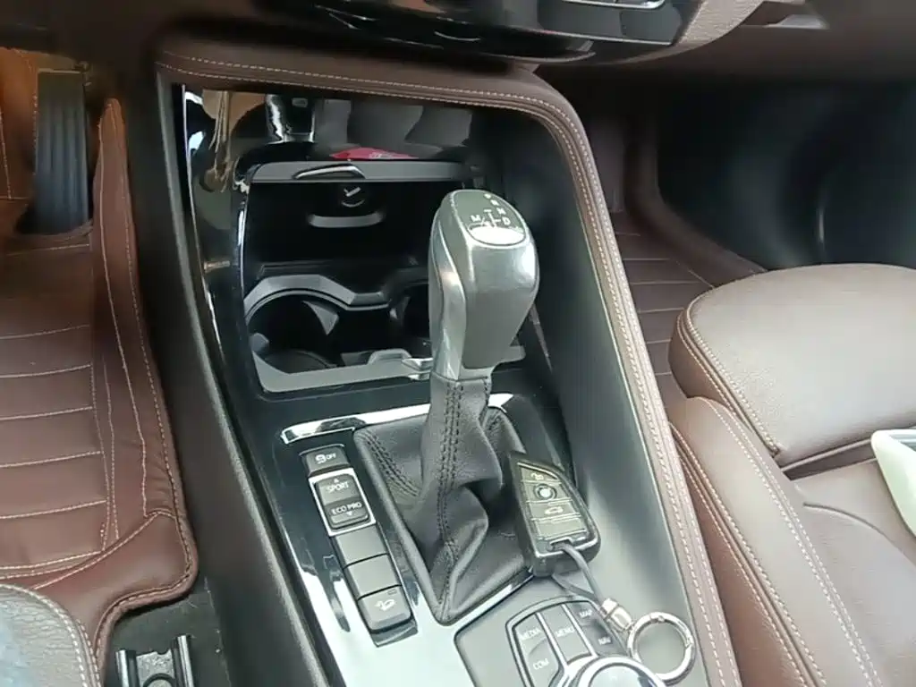 BMW X1 2018 xDrive20Li Exclusive Model купить на сайте DeffCars