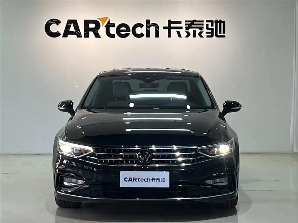 Magotan 2023 2 million commemorative edition 330TSI DSG luxury model купить на сайте DeffCars