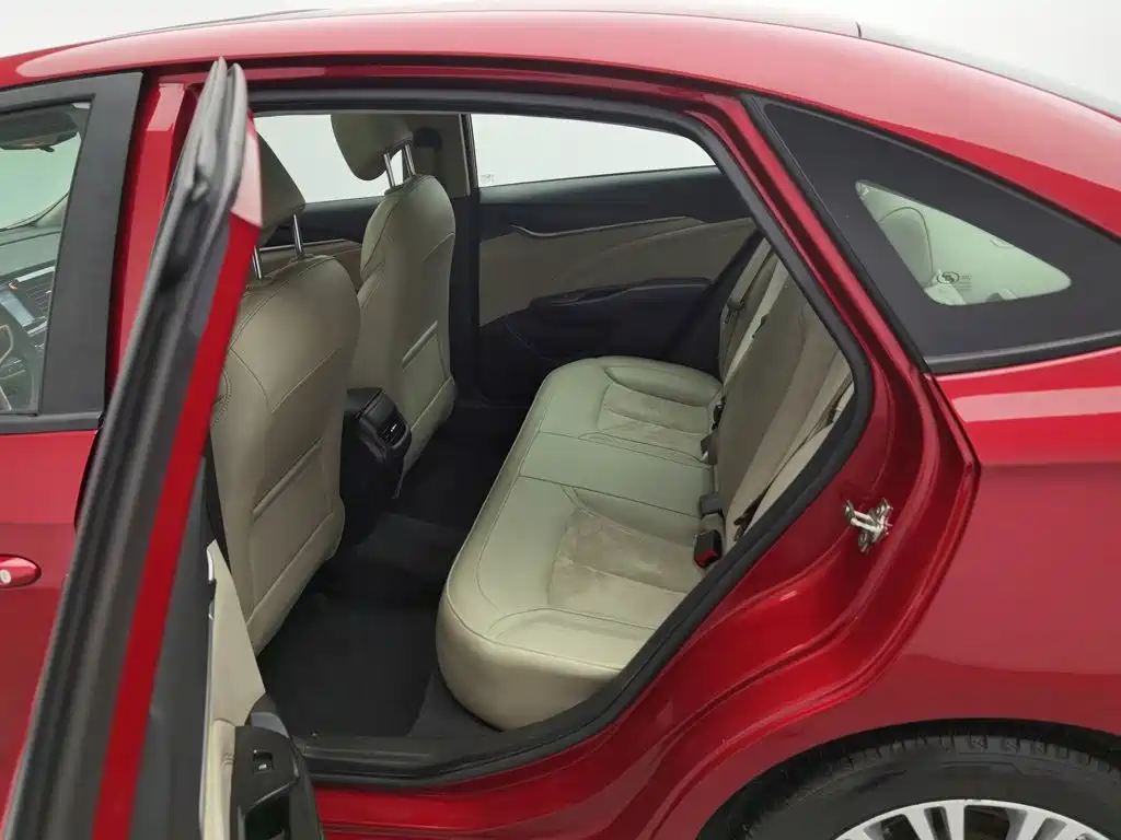 Excelle GT 2015 15N Automatic Luxury Edition купить на сайте DeffCars