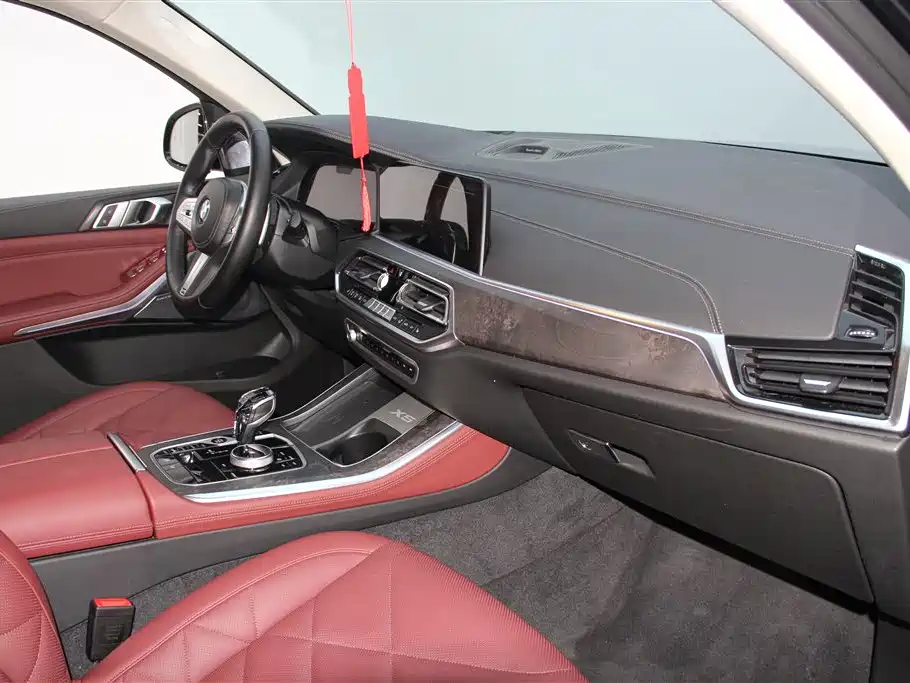 BMW X5 2022 facelift xDrive 30Li exclusive M sports package купить на сайте DeffCars