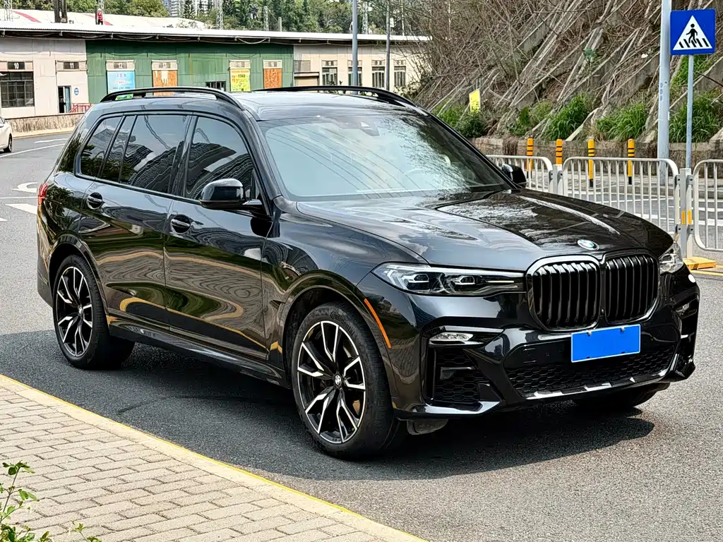 BMW X7 2022 xDrive40i Exclusive M Sports Package купить на сайте DeffCars