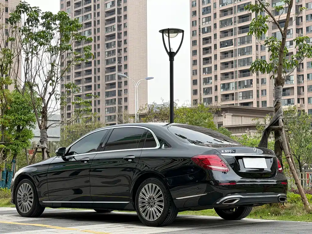 Mercedes-Benz E-Class 2020 E 300 L Fashion купить на сайте DeffCars