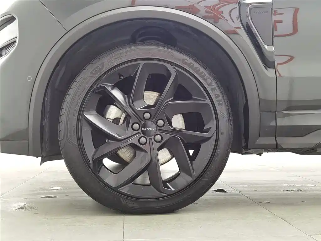 Lynk & Co 01 2021 2.0TD 4WD Dark Night Edition купить на сайте DeffCars