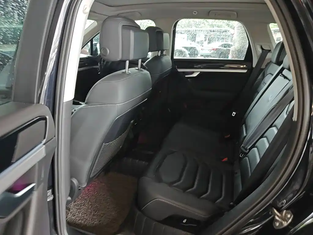 Touareg 2021 2.0TSI Navigator Special Edition купить на сайте DeffCars