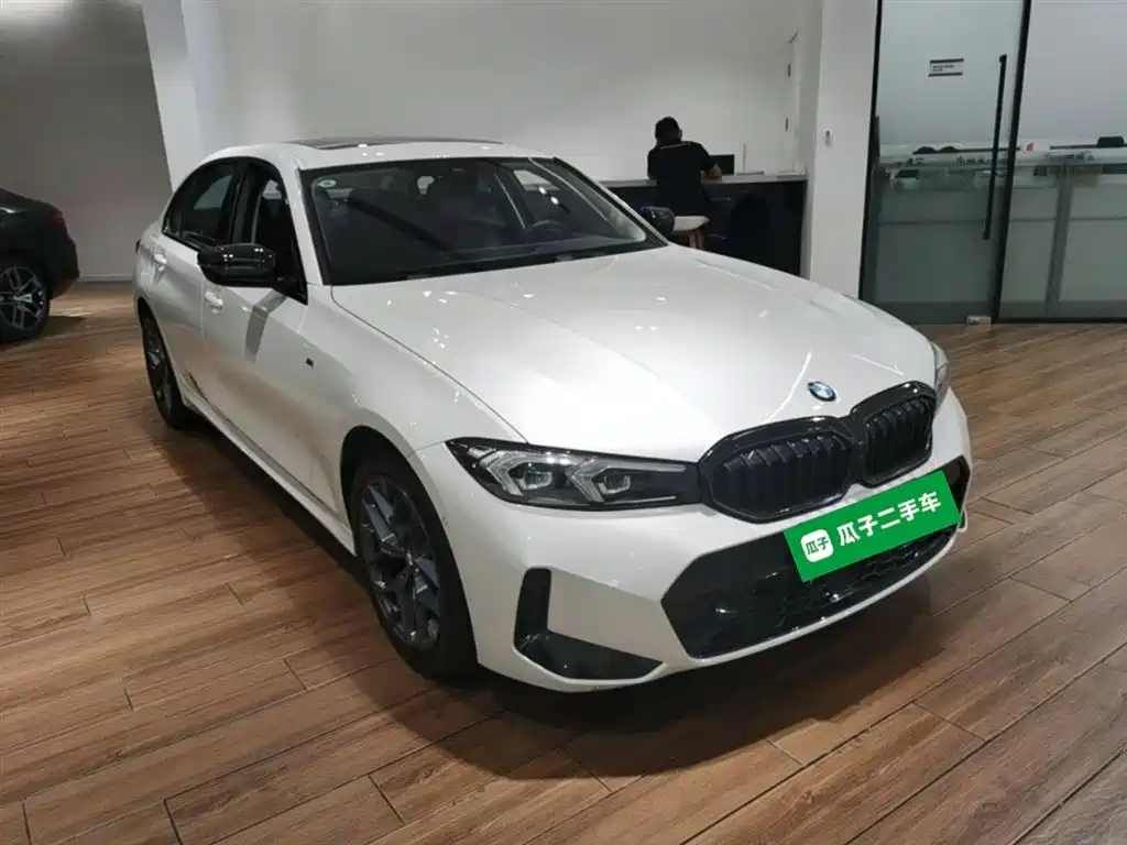BMW 3 Series 2025 330Li M Sports Night Package купить на сайте DeffCars