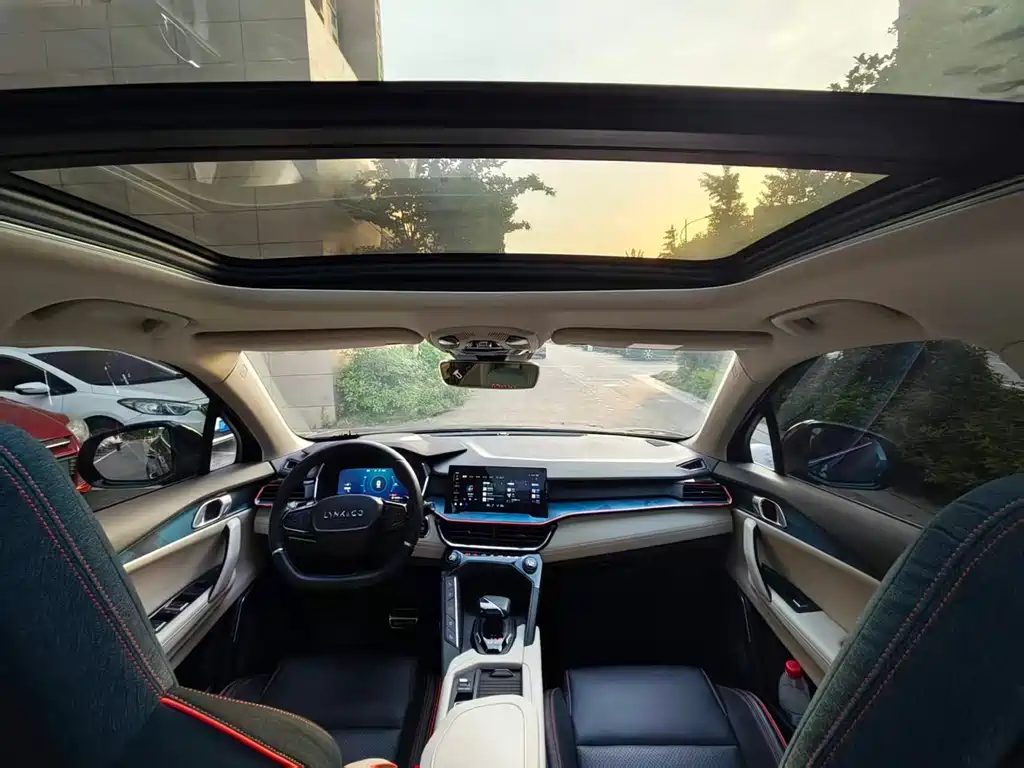 Lynk & Co 06 2020 1.5T Yao Halo купить на сайте DeffCars