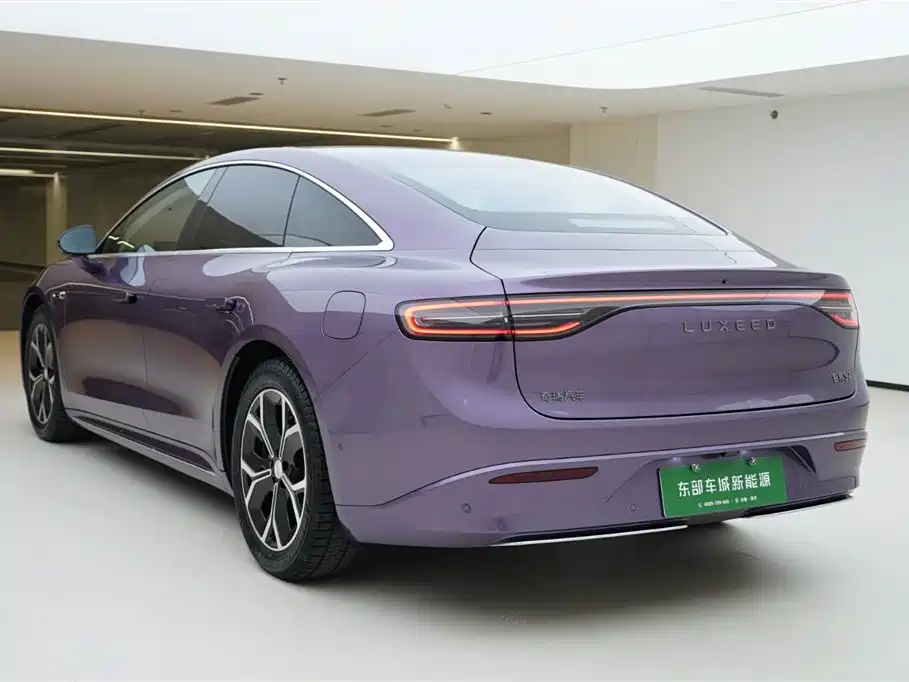 Zhijie S7 2024 Max rear-wheel drive long-range smart driving version купить на сайте DeffCars